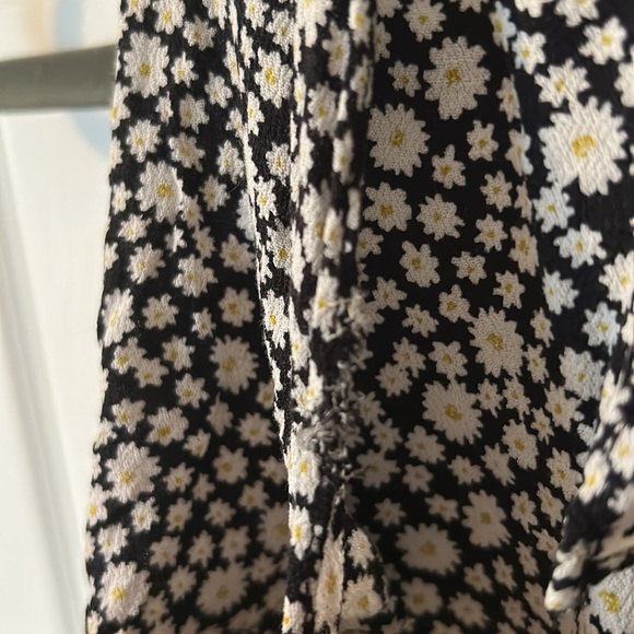 Zara Daisy Halter Mini Dress - Picture 9 of 11